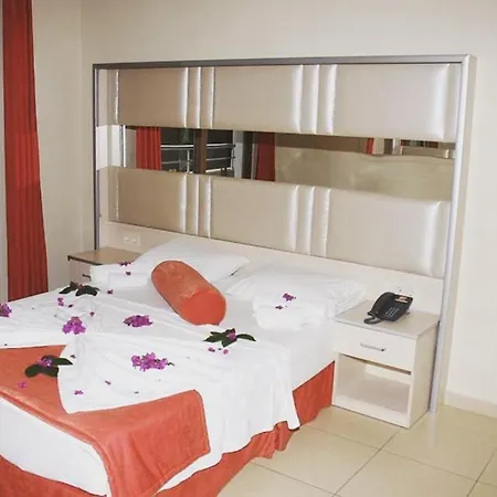 酒店 Club Evin Marmaris 4*